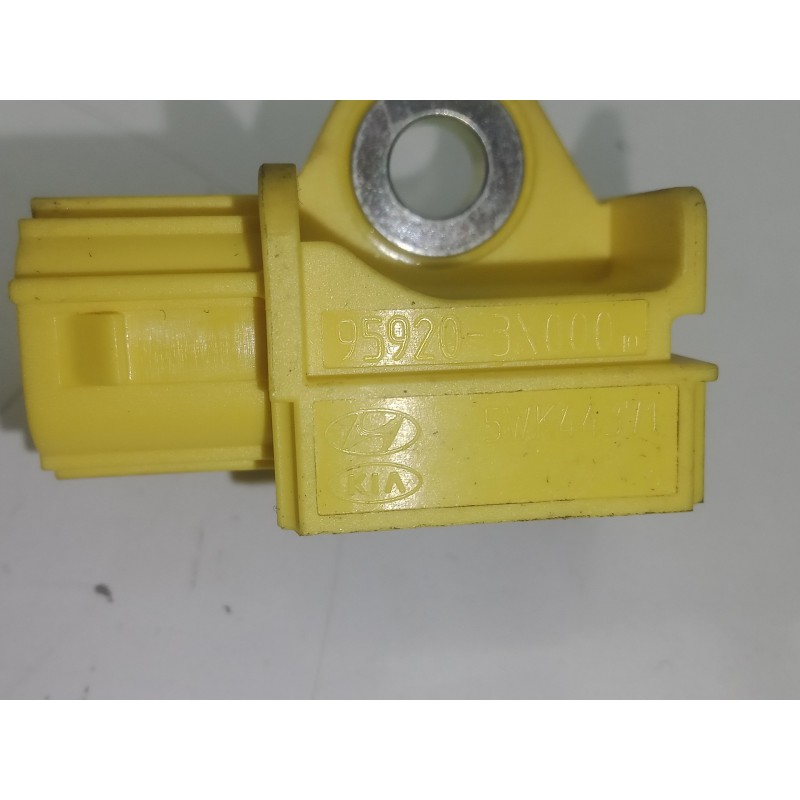 Recambio de sensor impacto airbag para kia rio 1.2 cat referencia OEM IAM 959203X000-5WK44371  