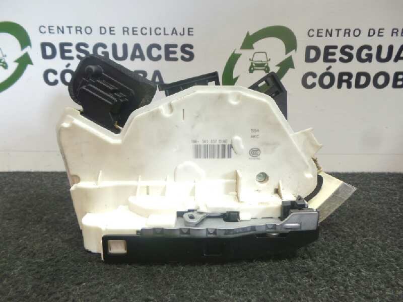 Recambio de cerradura puerta delantera derecha para volkswagen polo (6c1) 1.2 tsi referencia OEM IAM 5K1837016E  7 PINES