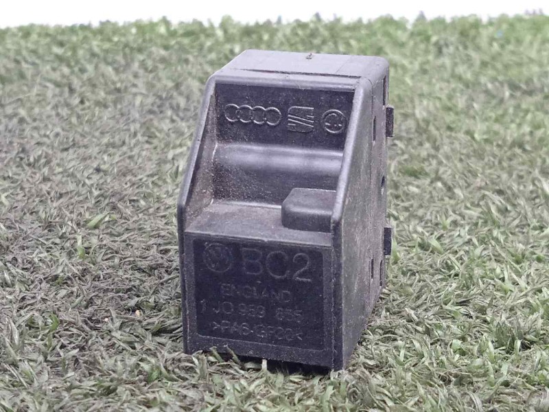 Recambio de mando elevalunas trasero izquierdo para volkswagen passat berlina (3b2) 1.9 tdi referencia OEM IAM 1J0959855  