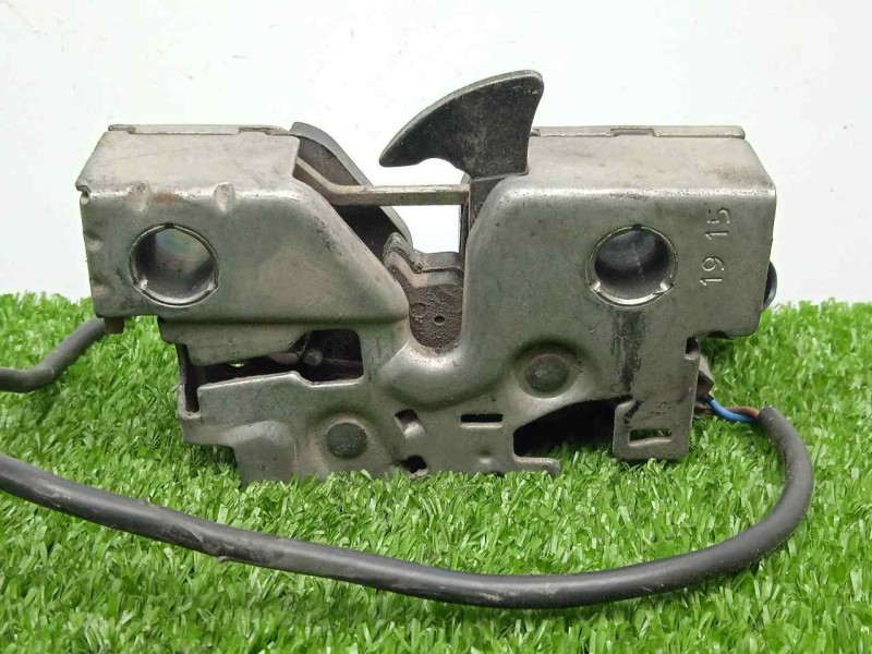 Recambio de cerradura capot para skoda fabia combi 1.4 tdi dpf referencia OEM IAM 6V0823509D  