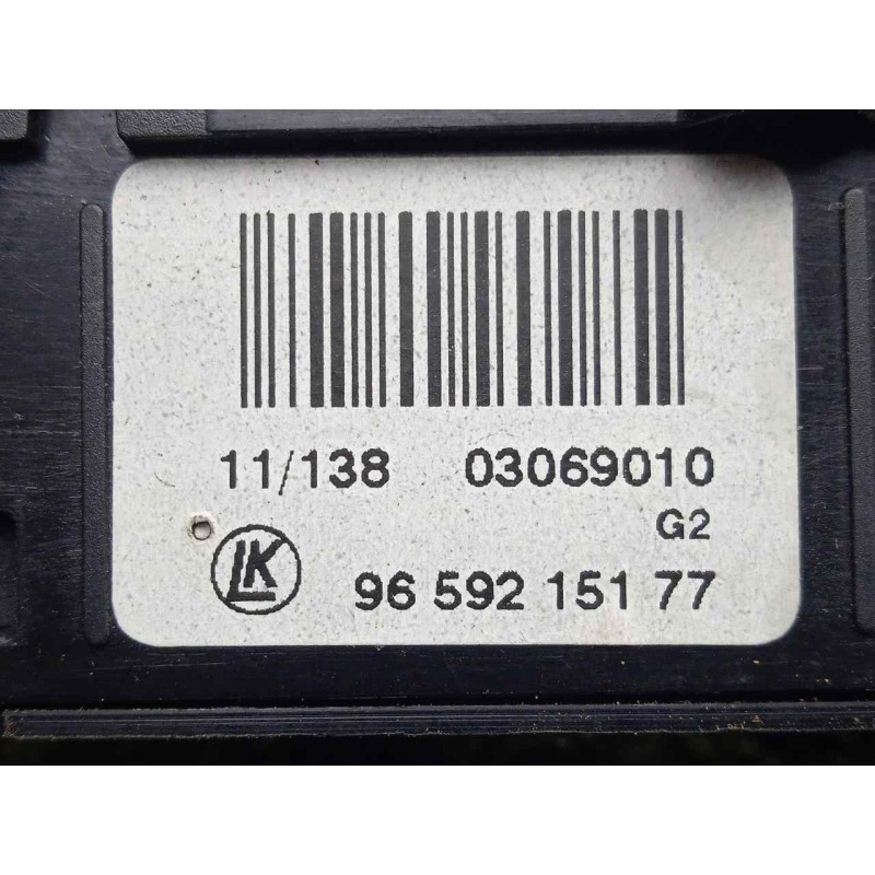 Recambio de warning para peugeot 308 sw referencia OEM IAM 9659215177  