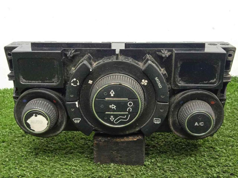 Recambio de mando climatizador para peugeot 308 sw referencia OEM IAM 96718462XT-96718462XT00  