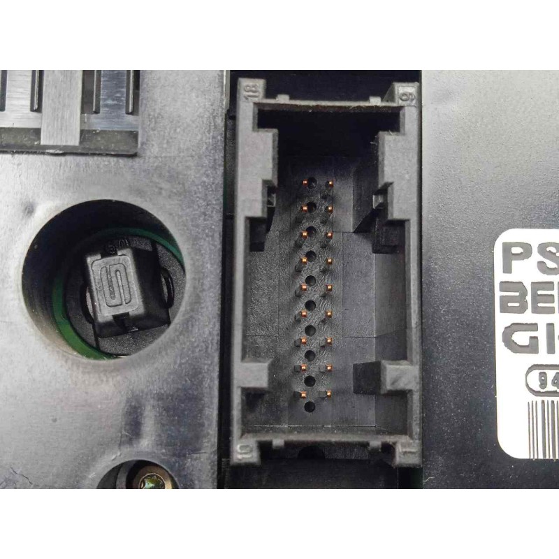 Recambio de mando climatizador para peugeot 206 berlina 1.4 hdi referencia OEM IAM 96430550XT-F914201-9140010483  