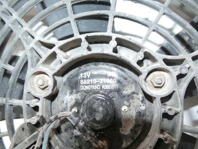 Recambio de electroventilador para ssangyong rodius 2.7 turbodiesel cat referencia OEM IAM 8821021050-A005161  