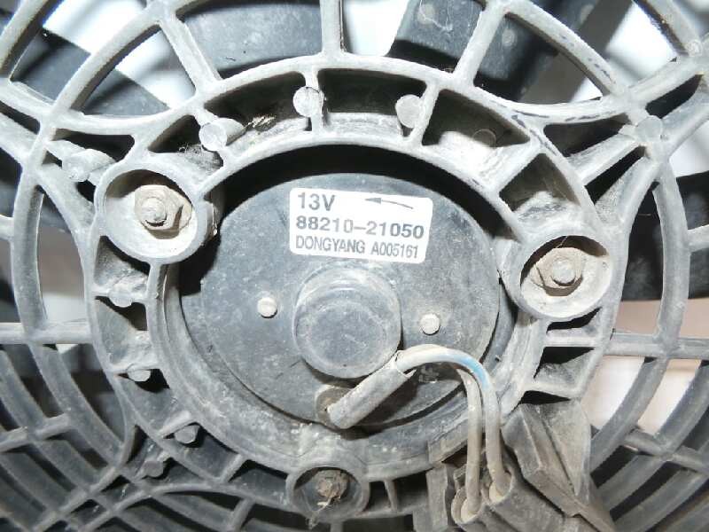 Recambio de electroventilador para ssangyong rodius 2.7 turbodiesel cat referencia OEM IAM 8821021050-A005161  