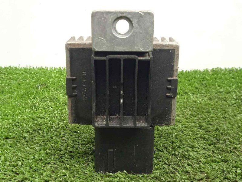 Recambio de rele para peugeot 308 sw referencia OEM IAM 9663824880  