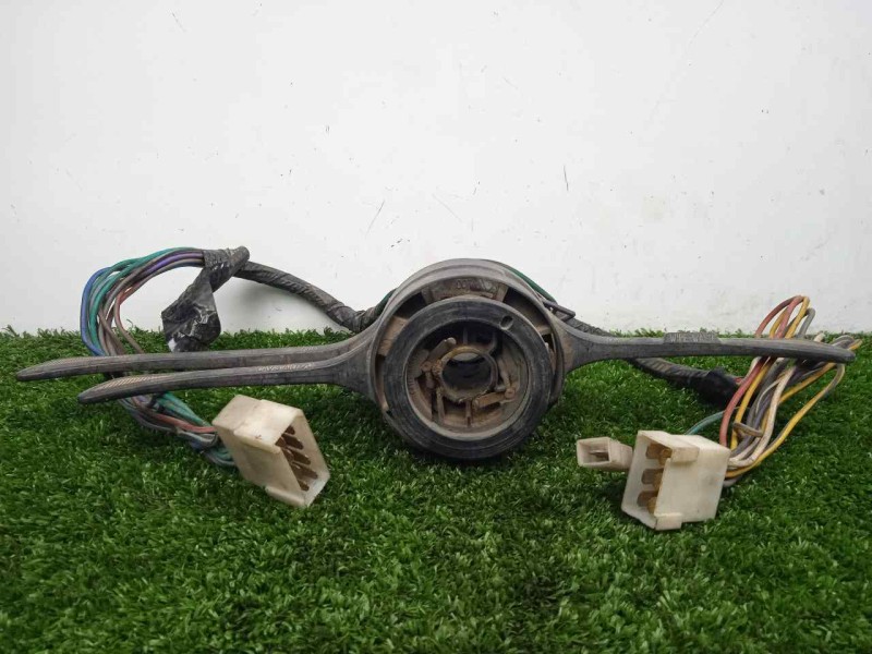 Recambio de mando luces para seat 127 0.9 referencia OEM IAM   