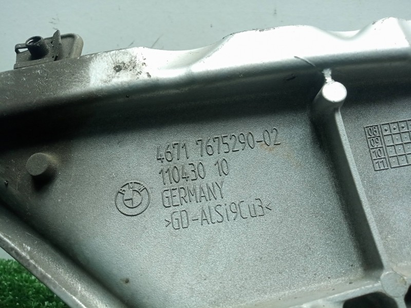 Recambio de posapie para bmw r 1200 rt/st referencia OEM IAM 46717675290 DERECHO K26 - 05-10