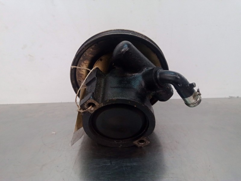 Recambio de bomba direccion para fiat punto berlina (176) 1.7 turbodiesel cat referencia OEM IAM 25034123  