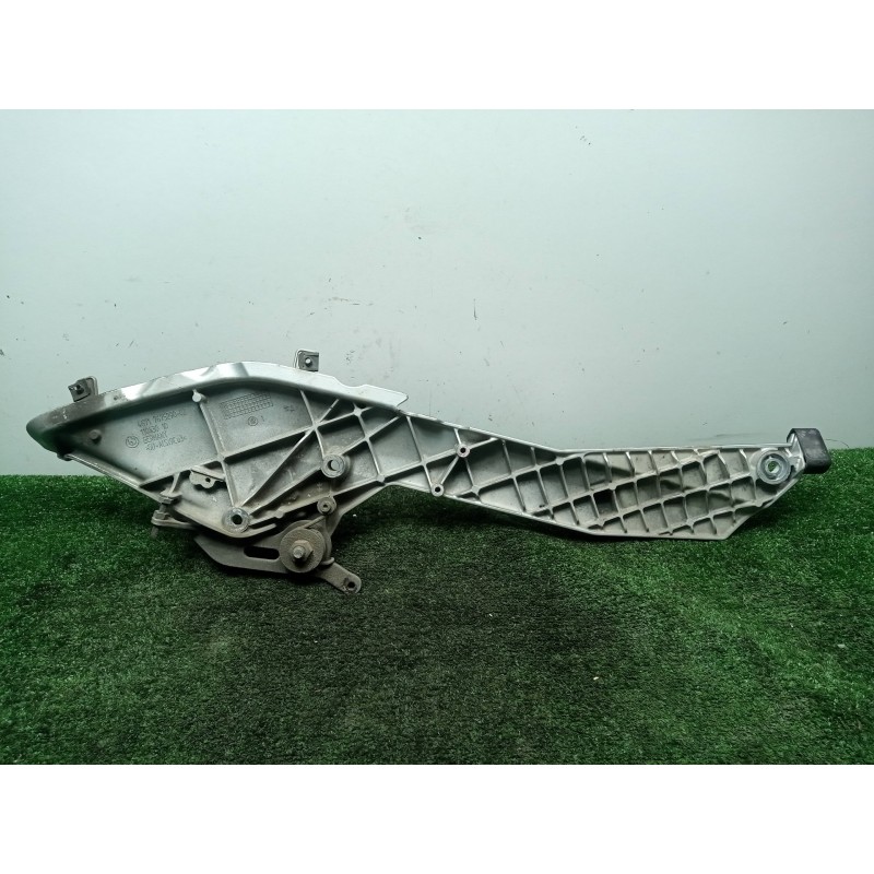 Recambio de posapie para bmw r 1200 rt/st referencia OEM IAM 46717675290 DERECHO K26 - 05-10