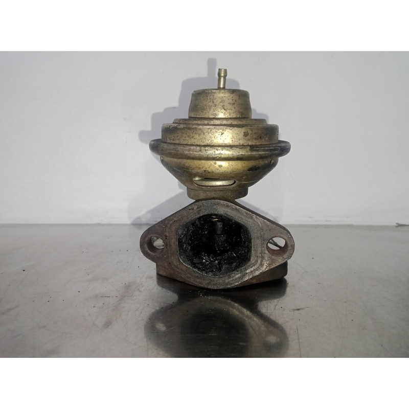 Recambio de valvula egr para renault master 2.5 diesel referencia OEM IAM 500322005-72276800-00T006 PIERBURG 