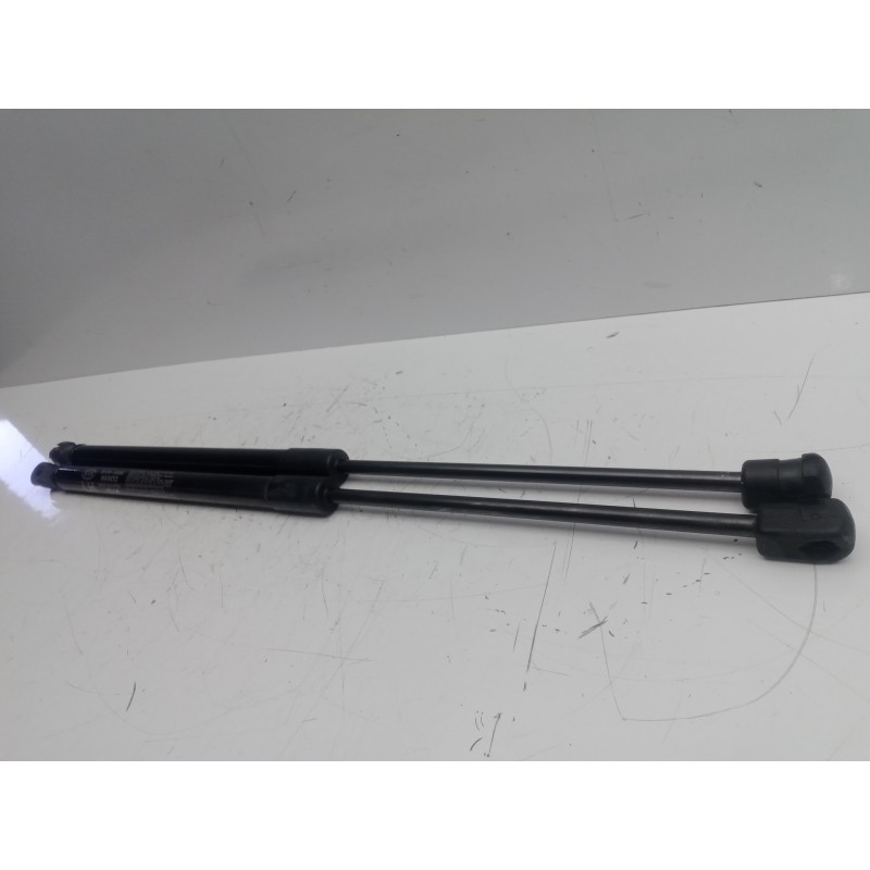 Recambio de amortiguadores maletero / porton para kia rio 1.2 cat referencia OEM IAM 817701W200  