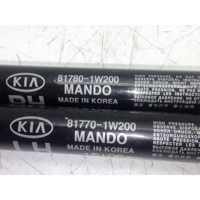 Recambio de amortiguadores maletero / porton para kia rio 1.2 cat referencia OEM IAM 817701W200  