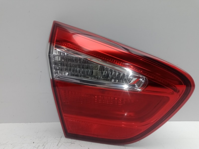 Recambio de piloto trasero izquierdo interior para kia rio 1.2 cat referencia OEM IAM 924031W2  