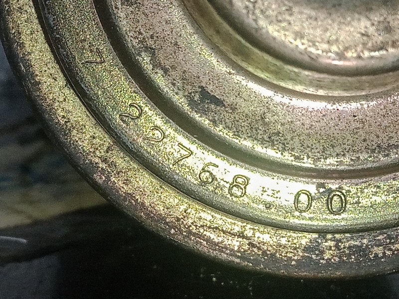 Recambio de valvula egr para renault master 2.5 diesel referencia OEM IAM 500322005-72276800-00T006 PIERBURG 