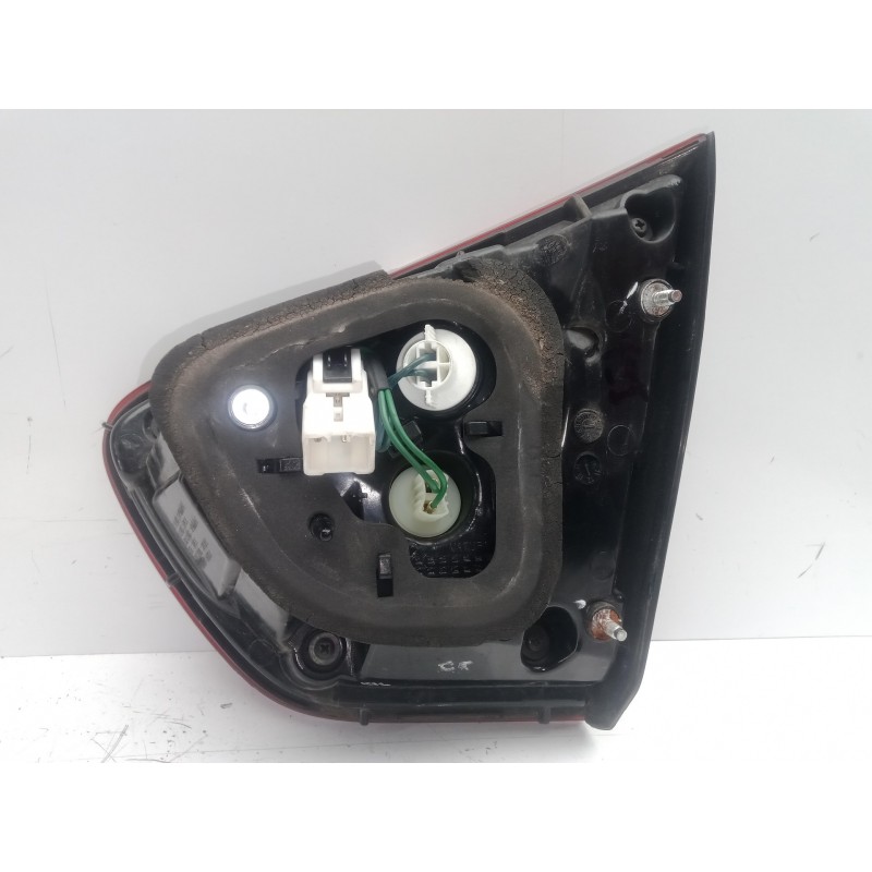 Recambio de piloto trasero izquierdo interior para kia rio 1.2 cat referencia OEM IAM 924031W2  