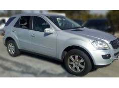 Recambio de tapa distribucion para mercedes-benz clase m (w164) 3.0 cdi cat referencia OEM IAM A6420150601  