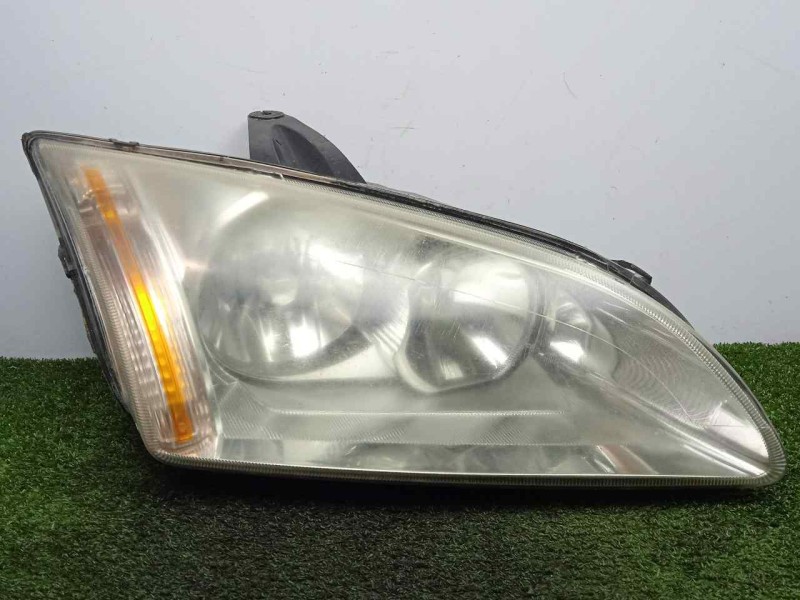 Recambio de faro derecho para ford focus berlina (cap) 1.6 tdci cat referencia OEM IAM SINREFERENCIA 05-08 FONDO.CROMADO