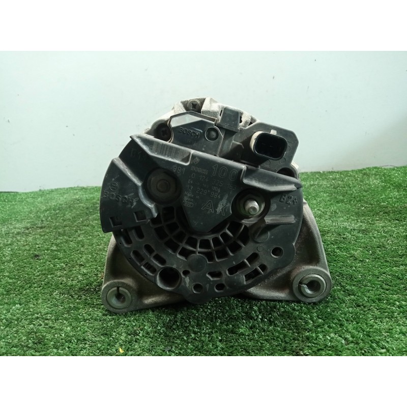 Recambio de alternador para opel astra h ber. 1.6 16v cat referencia OEM IAM 0124325163-13229984 BOSCH - 100AH POLEA.FIJA - 5.CA