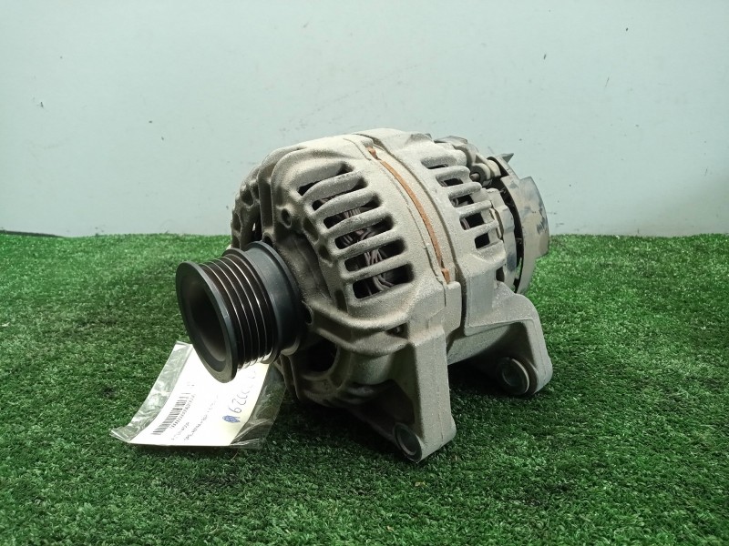 Recambio de alternador para opel astra h ber. 1.6 16v cat referencia OEM IAM 0124325163-13229984 BOSCH - 100AH POLEA.FIJA - 5.CA