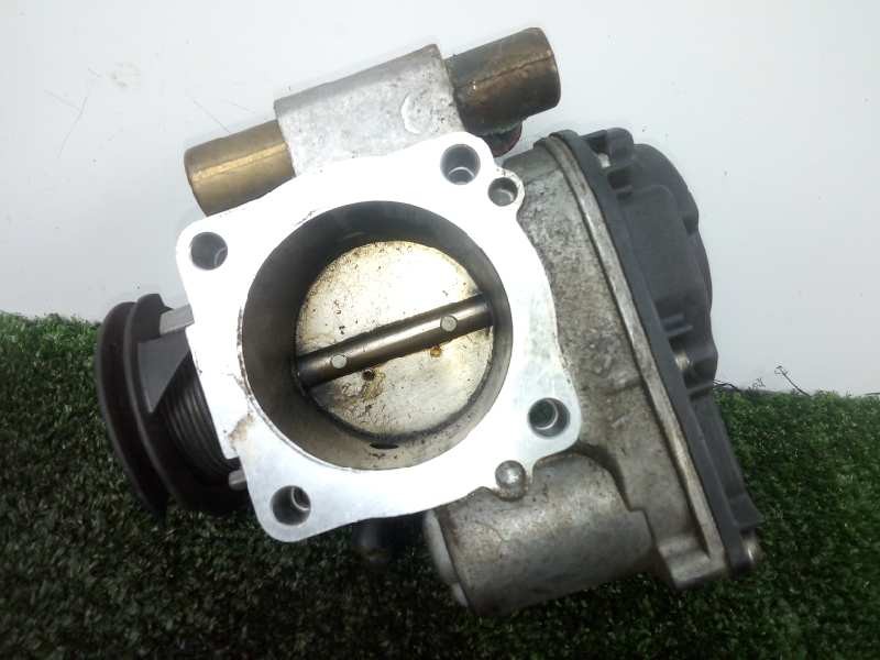 Recambio de caja mariposa para audi a4 berlina (b5) 1.8 20v referencia OEM IAM 058133063H VDO 