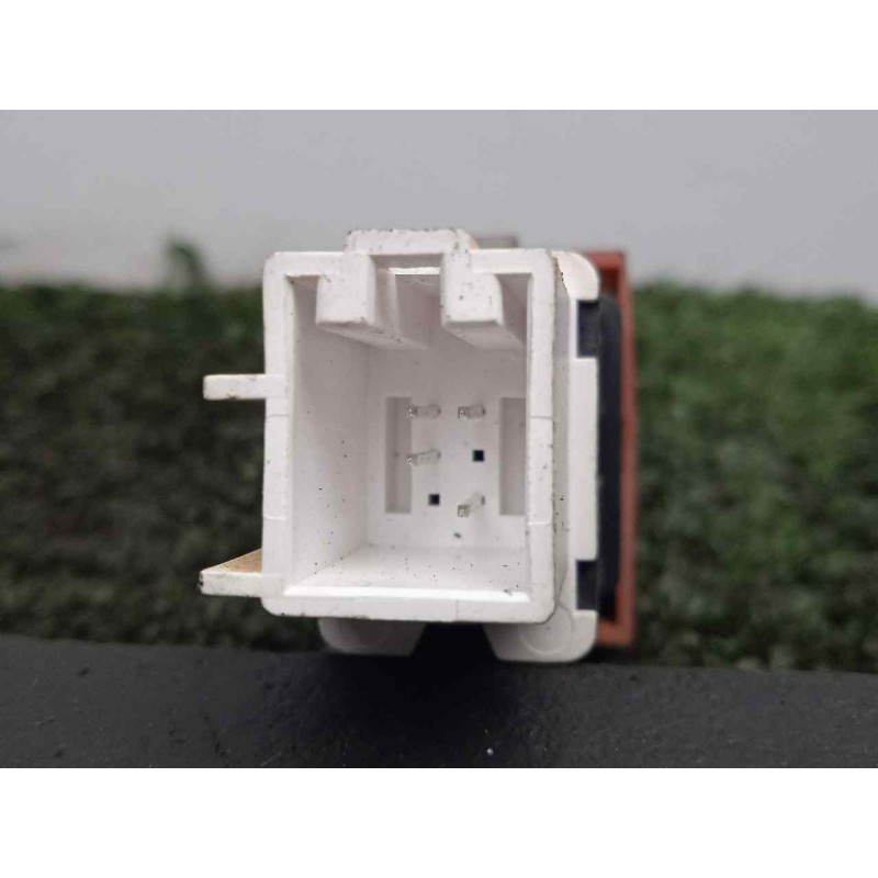 Recambio de warning para skoda octavia combi (1z5) scout 4x4 referencia OEM IAM 1Z0953235A 4.PINES 