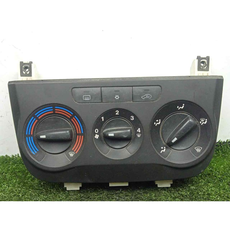 Recambio de mando calefaccion / aire acondicionado para fiat grande punto (199) 1.4 cat referencia OEM IAM SINREFERENCIA  