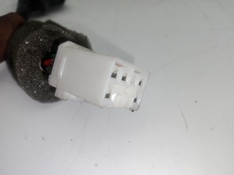 Recambio de piloto trasero izquierdo para kia rio 1.2 cat referencia OEM IAM 924011W2  