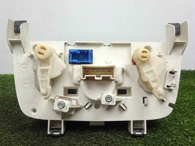 Recambio de mando calefaccion / aire acondicionado para fiat grande punto (199) 1.4 cat referencia OEM IAM SINREFERENCIA  