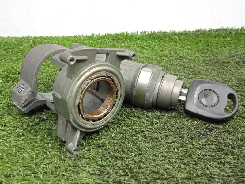Recambio de conmutador de arranque para volkswagen lupo (6x1/6e1) 1.4 16v referencia OEM IAM 357905851F 6.PINES CONECTOR.NEGRO