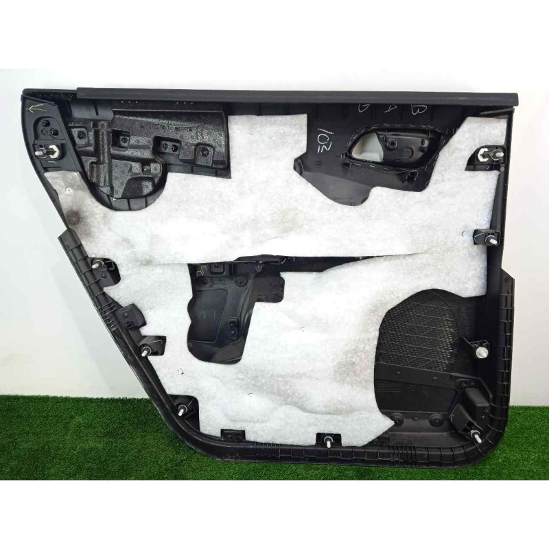 Recambio de guarnecido puerta trasera derecha para fiat freemont (345) 2.0 16v multijet cat referencia OEM IAM   