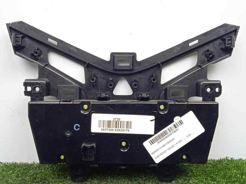 Recambio de mando climatizador para chevrolet cruze 1.6 cat referencia OEM IAM 3827208  