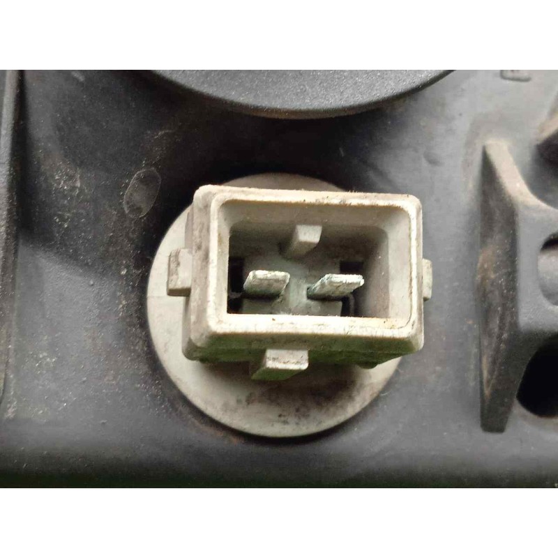 Recambio de faro derecho para fiat brava (182) 1.9 turbodiesel referencia OEM IAM SINREFERENCIA CON.LUPA 