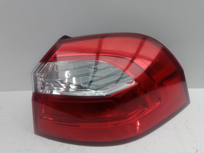 Recambio de piloto trasero derecho para kia rio 1.2 cat referencia OEM IAM 924021W2  