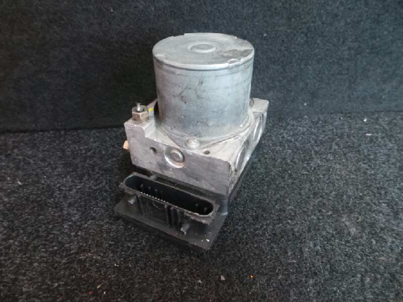 Recambio de abs para renault megane ii classic berlina 1.5 dci diesel referencia OEM IAM 0265231300-8200038695-0265800300  BOSCH