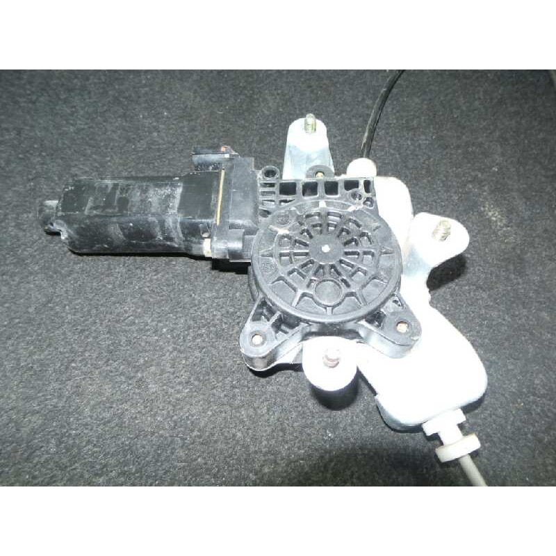 Recambio de elevalunas trasero derecho para ssangyong rodius 2.7 turbodiesel cat referencia OEM IAM   