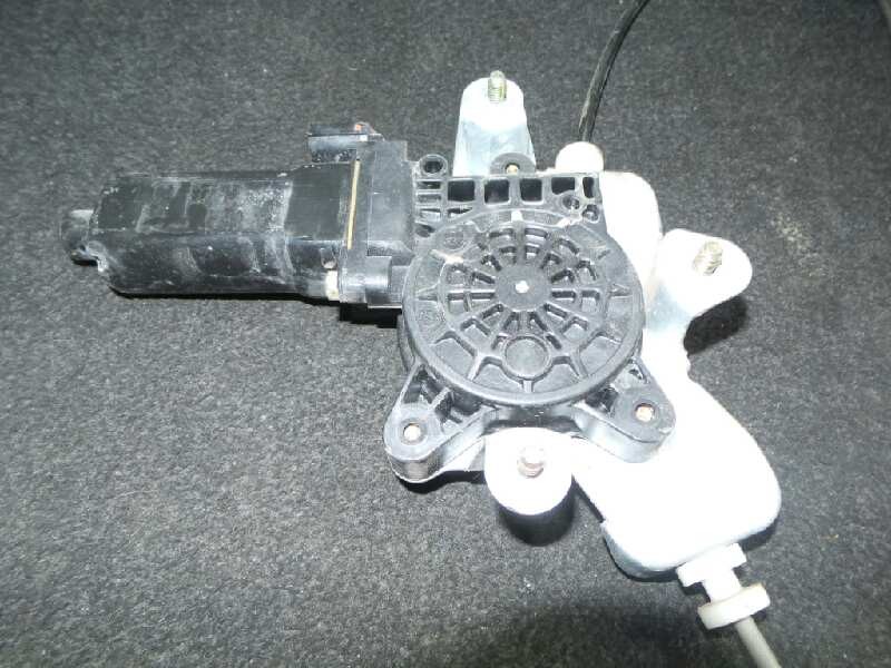 Recambio de elevalunas trasero derecho para ssangyong rodius 2.7 turbodiesel cat referencia OEM IAM   