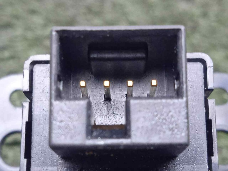 Recambio de warning para chevrolet cruze 1.6 cat referencia OEM IAM 96828350-202007553  