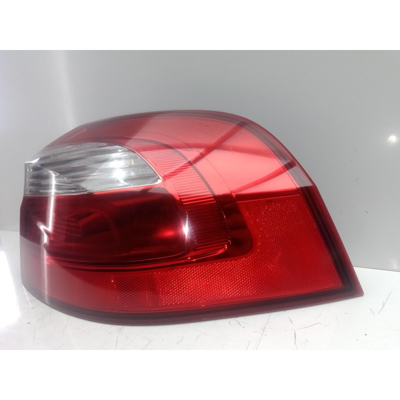 Recambio de piloto trasero derecho para kia rio 1.2 cat referencia OEM IAM 924021W2  