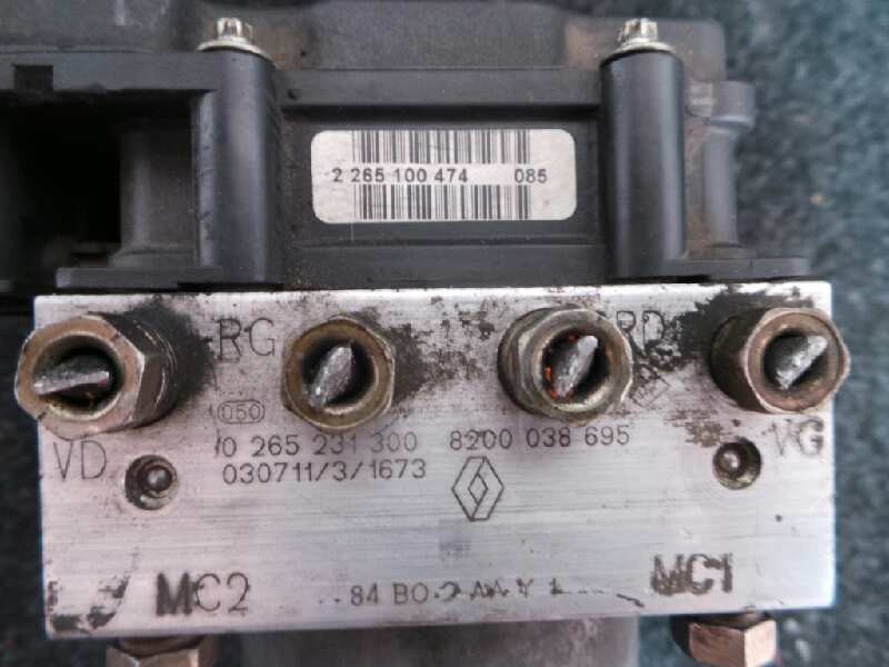Recambio de abs para renault megane ii classic berlina 1.5 dci diesel referencia OEM IAM 0265231300-8200038695-0265800300  BOSCH