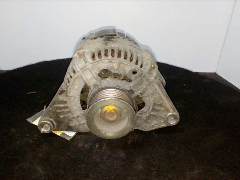 Recambio de alternador para nissan micra (k11) 1.0 16v cat referencia OEM IAM 231005F600-0123110007-65AH-70AH BOSCH 65 AH