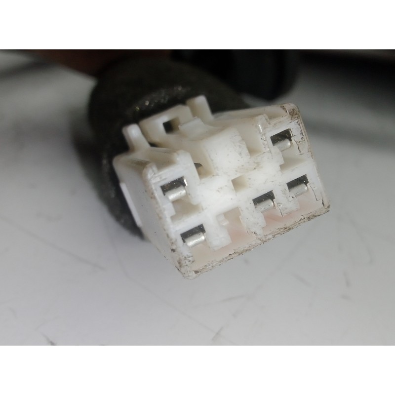 Recambio de piloto trasero derecho para kia rio 1.2 cat referencia OEM IAM 924021W2  