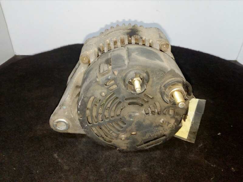 Recambio de alternador para nissan micra (k11) 1.0 16v cat referencia OEM IAM 231005F600-0123110007-65AH-70AH BOSCH 65 AH