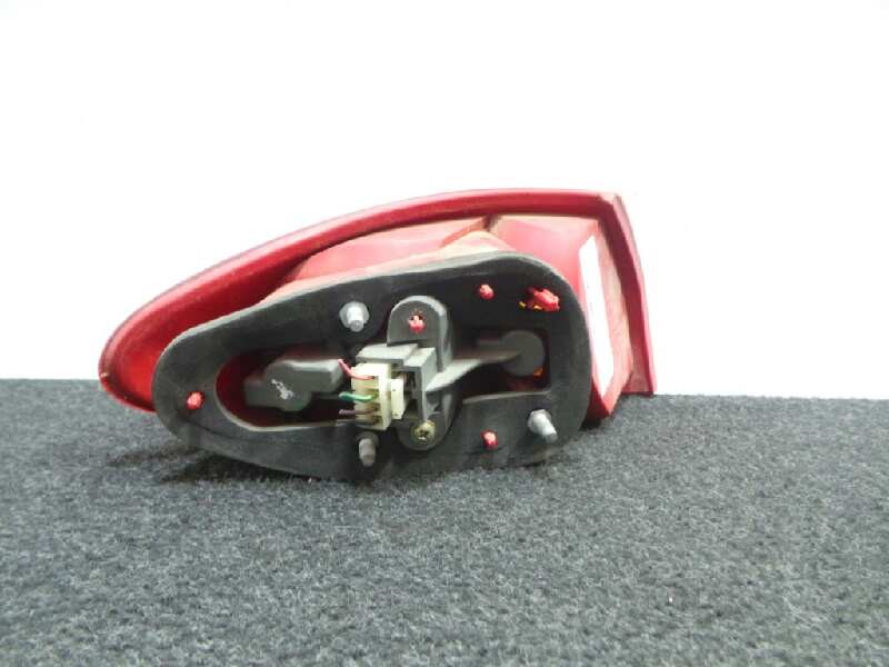 Recambio de piloto trasero derecho para alfa romeo 147 (190) 2.0 selespeed distinctive referencia OEM IAM  00-04 EXTERIOR