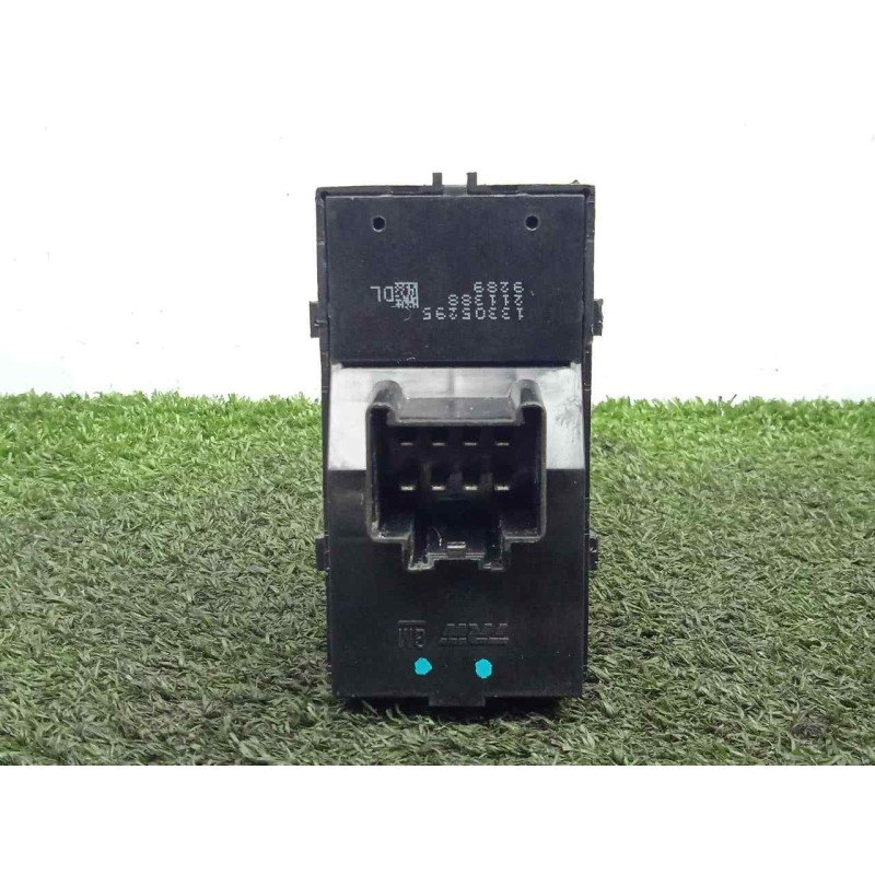 Recambio de mando elevalunas delantero izquierdo para chevrolet cruze 1.6 cat referencia OEM IAM 13305295 4.BOTONES 