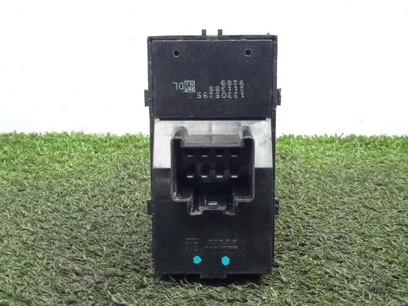 Recambio de mando elevalunas delantero izquierdo para chevrolet cruze 1.6 cat referencia OEM IAM 13305295 4.BOTONES 