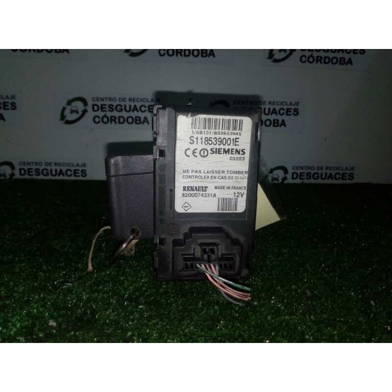 Recambio de conmutador de arranque para renault megane ii berlina 5p 1.5 dci diesel referencia OEM IAM S118539001E-8200074331A M