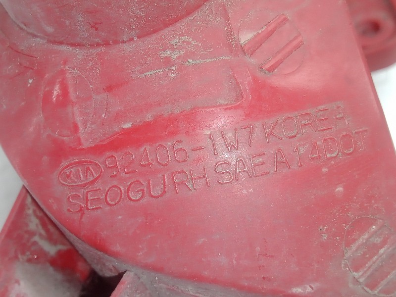 Recambio de piloto trasero derecho paragolpes para kia rio 1.2 cat referencia OEM IAM 924061W7  