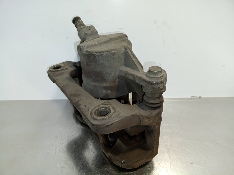 Recambio de pinza freno delantera izquierda para renault megane ii classic berlina 1.5 dci diesel referencia OEM IAM 0204Y0 BOSC
