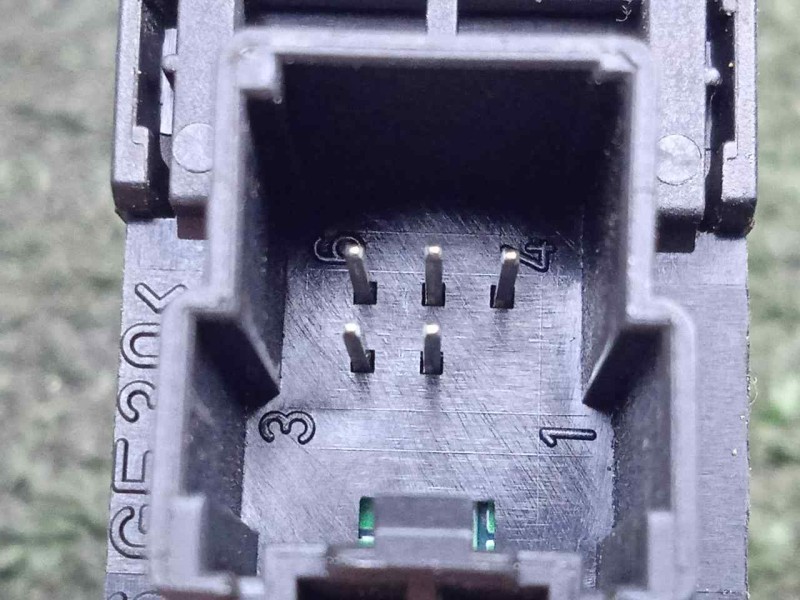 Recambio de warning para ford kuga (cbv) 2.0 tdci cat referencia OEM IAM 8V4T13A350AB  
